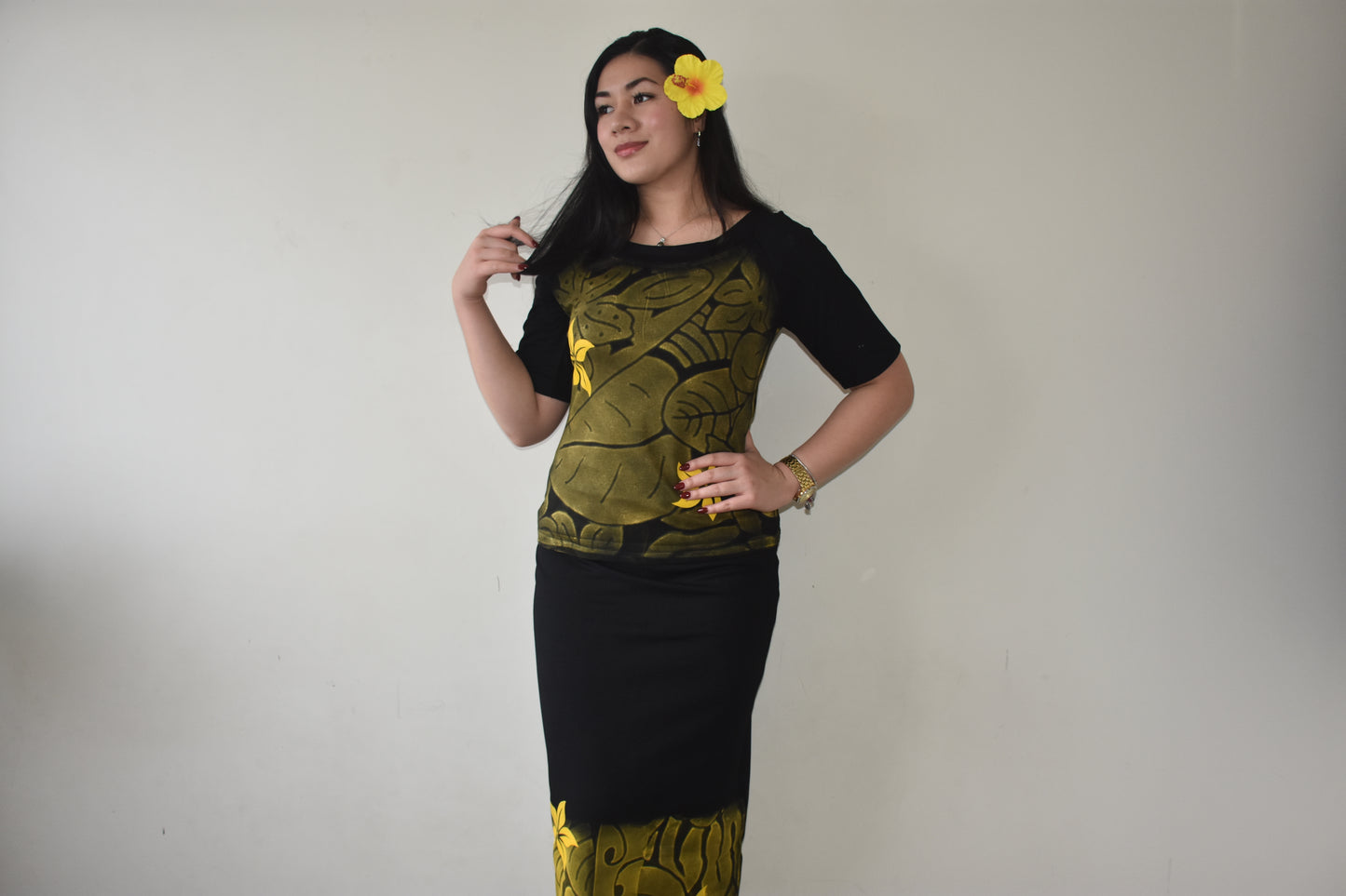 Ayla Puletasi in Yellow