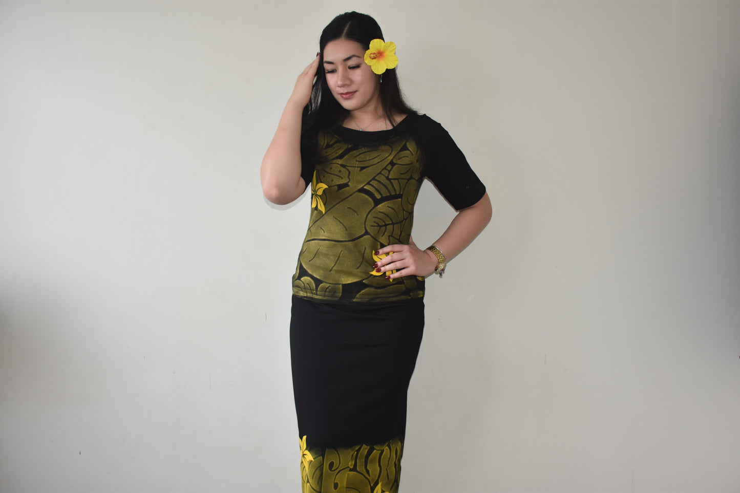 Ayla Puletasi in Yellow